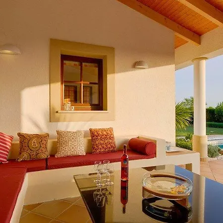 Flores - Alma Verde Villa